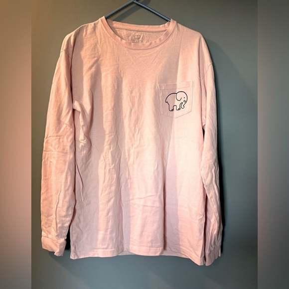 ivory ella Tops - Ivory Ella Women's Pink L/S T-Shirt Elephant & Cow Taurus 100% Cotton WomensSz M